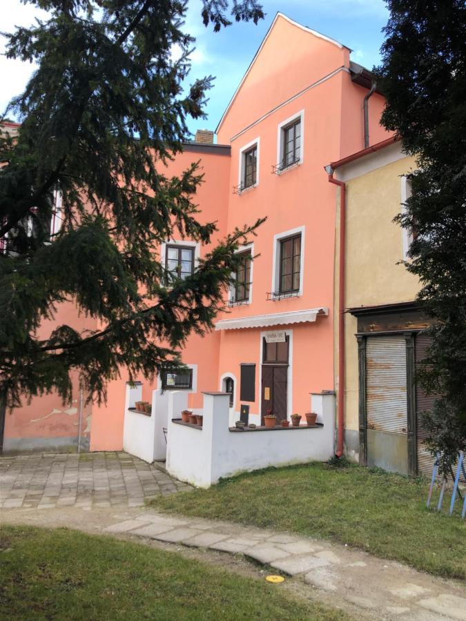 Apartmany Pod Vezi سلافونيتسا المظهر الخارجي الصورة